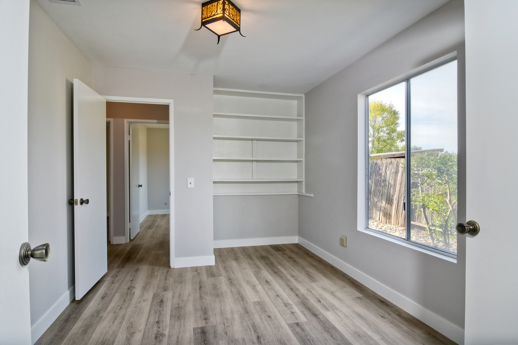 1965 Calle Sinaloa, Vista, CA 92084