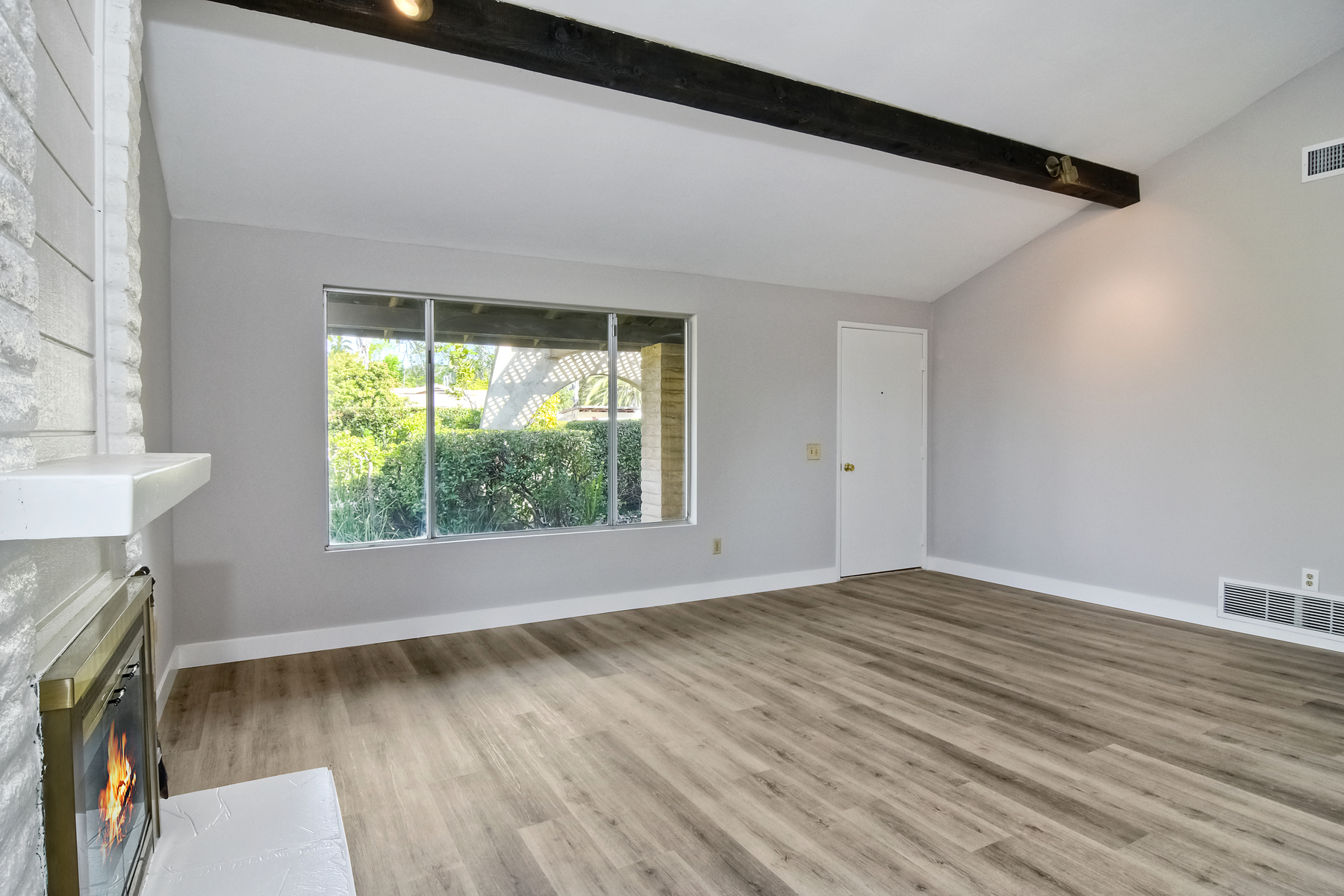 1965 Calle Sinaloa, Vista, CA 92084