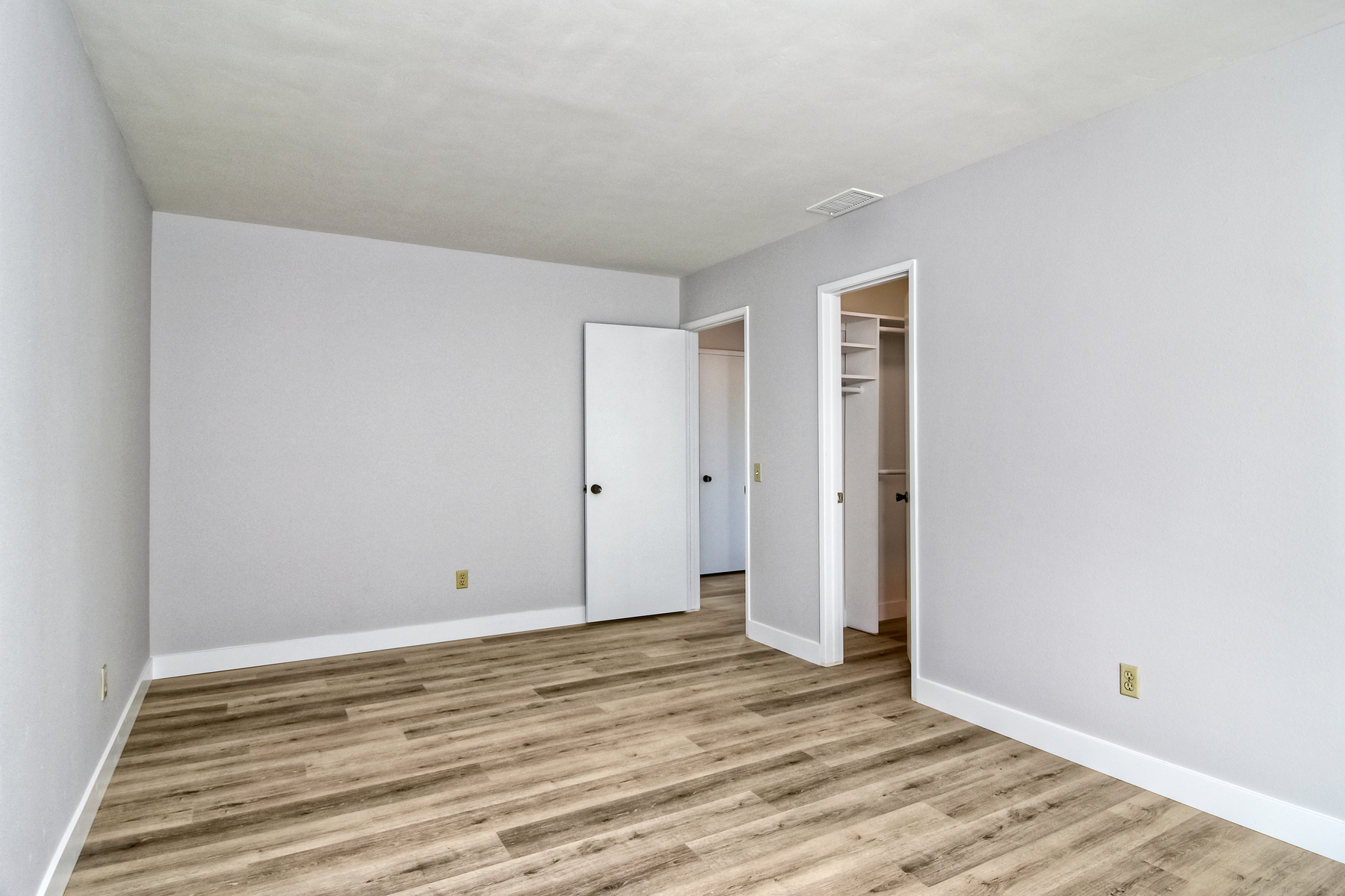 1965 Calle Sinaloa, Vista, CA 92084